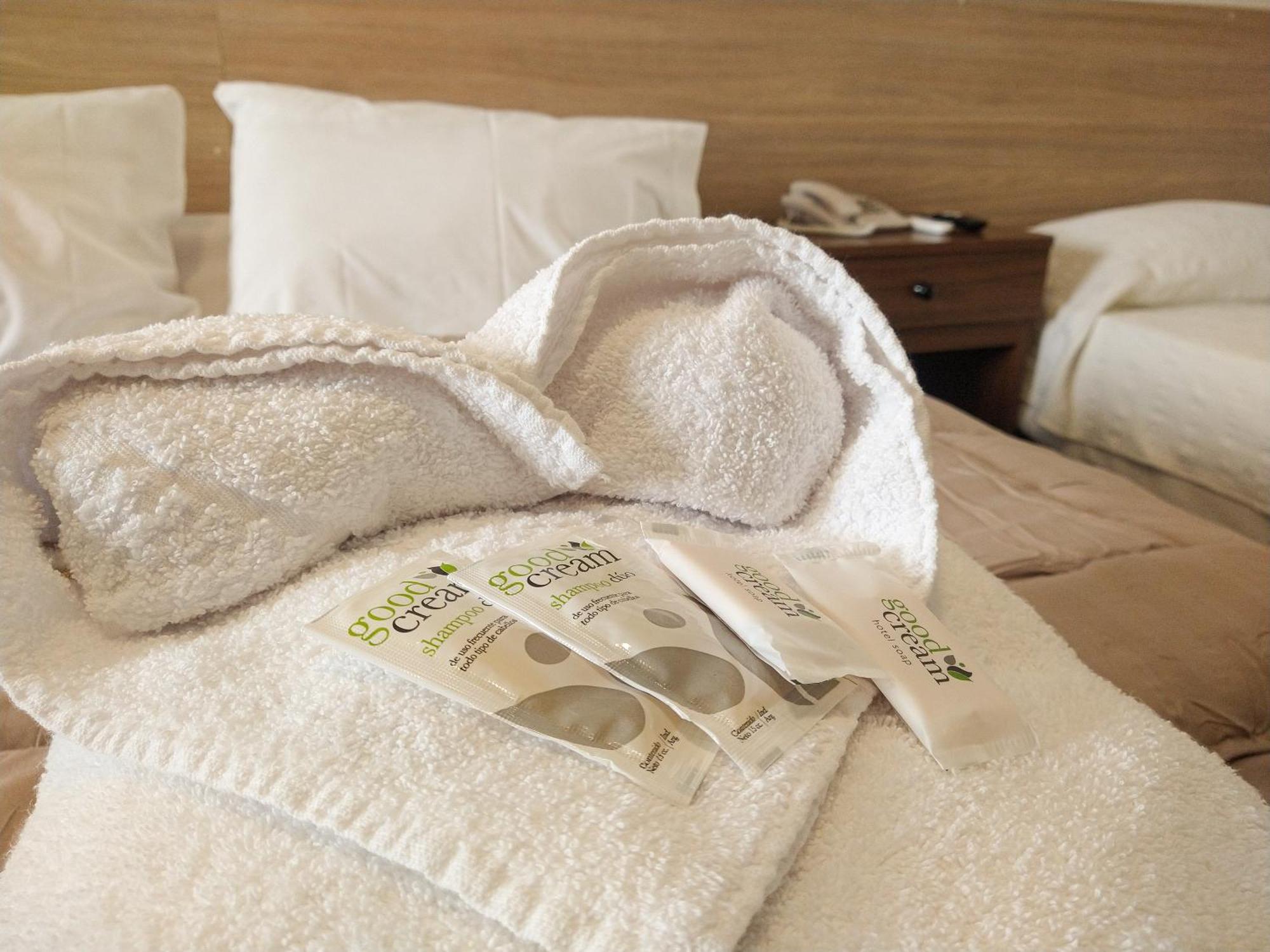 Gs Hotel Salta Bagian luar foto