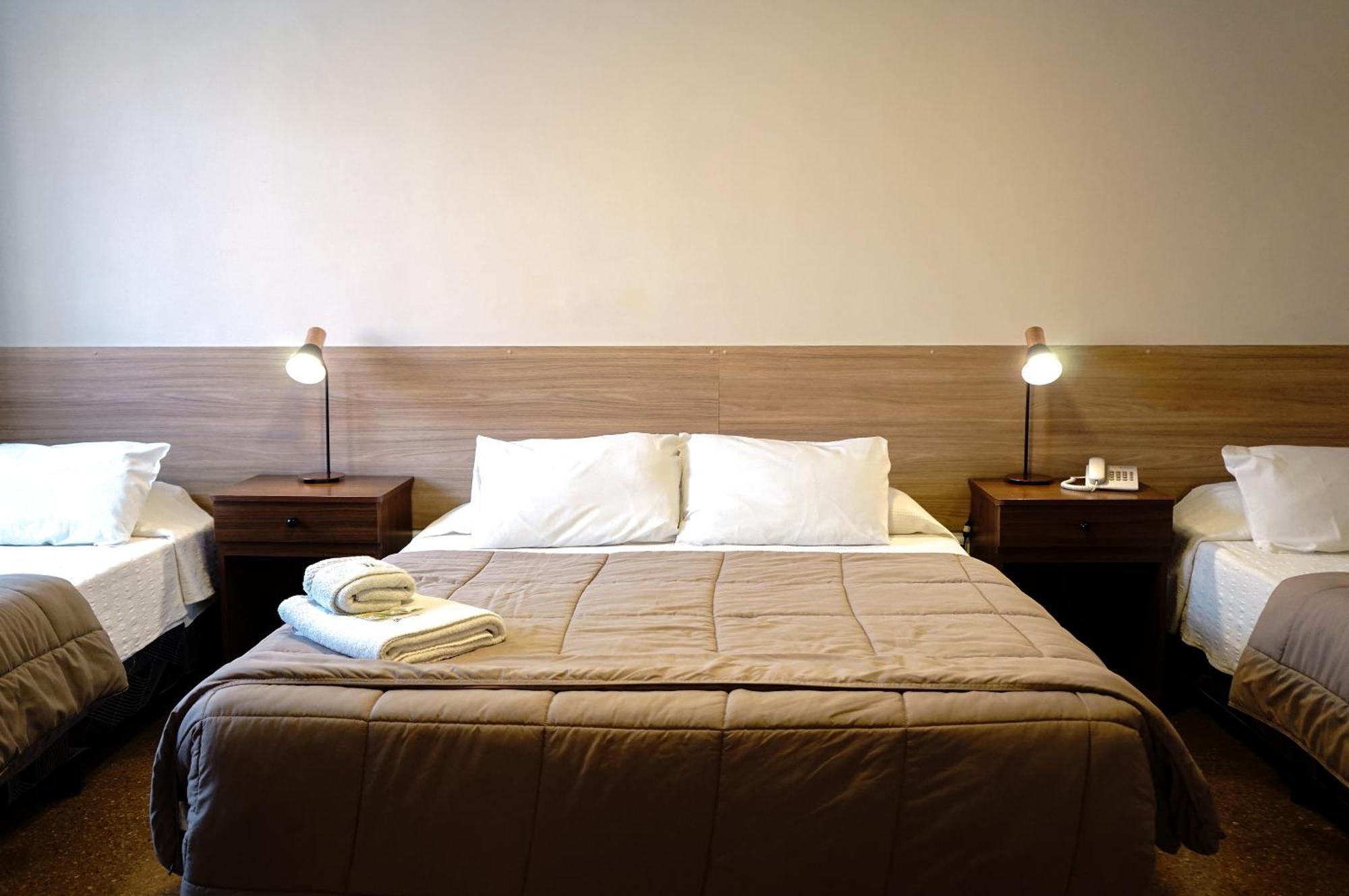 Gs Hotel Salta Bagian luar foto